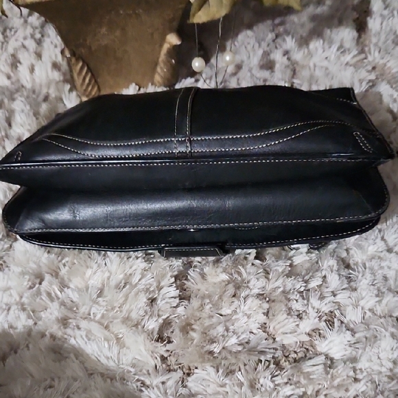 Vintage Coach Hobo - Picture 6 of 7